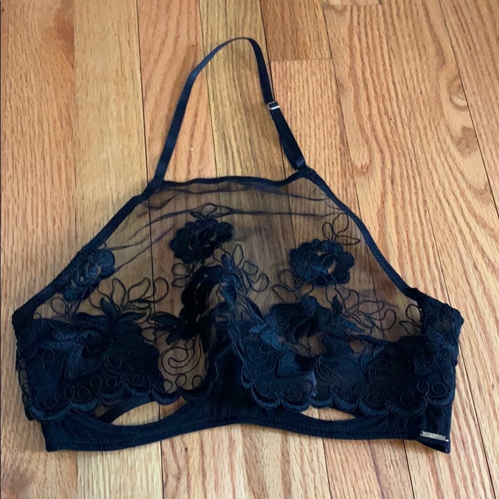 32D Bluebella High-neck Bra